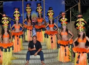 Luau hula girls